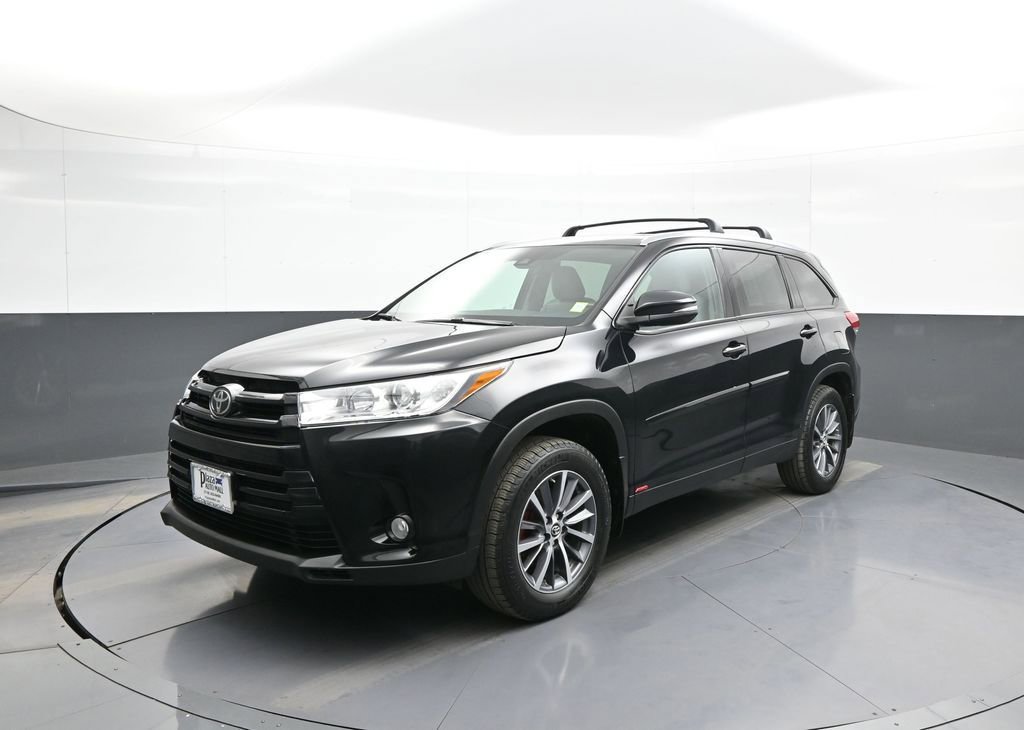 Certified 2019 Toyota Highlander XLE