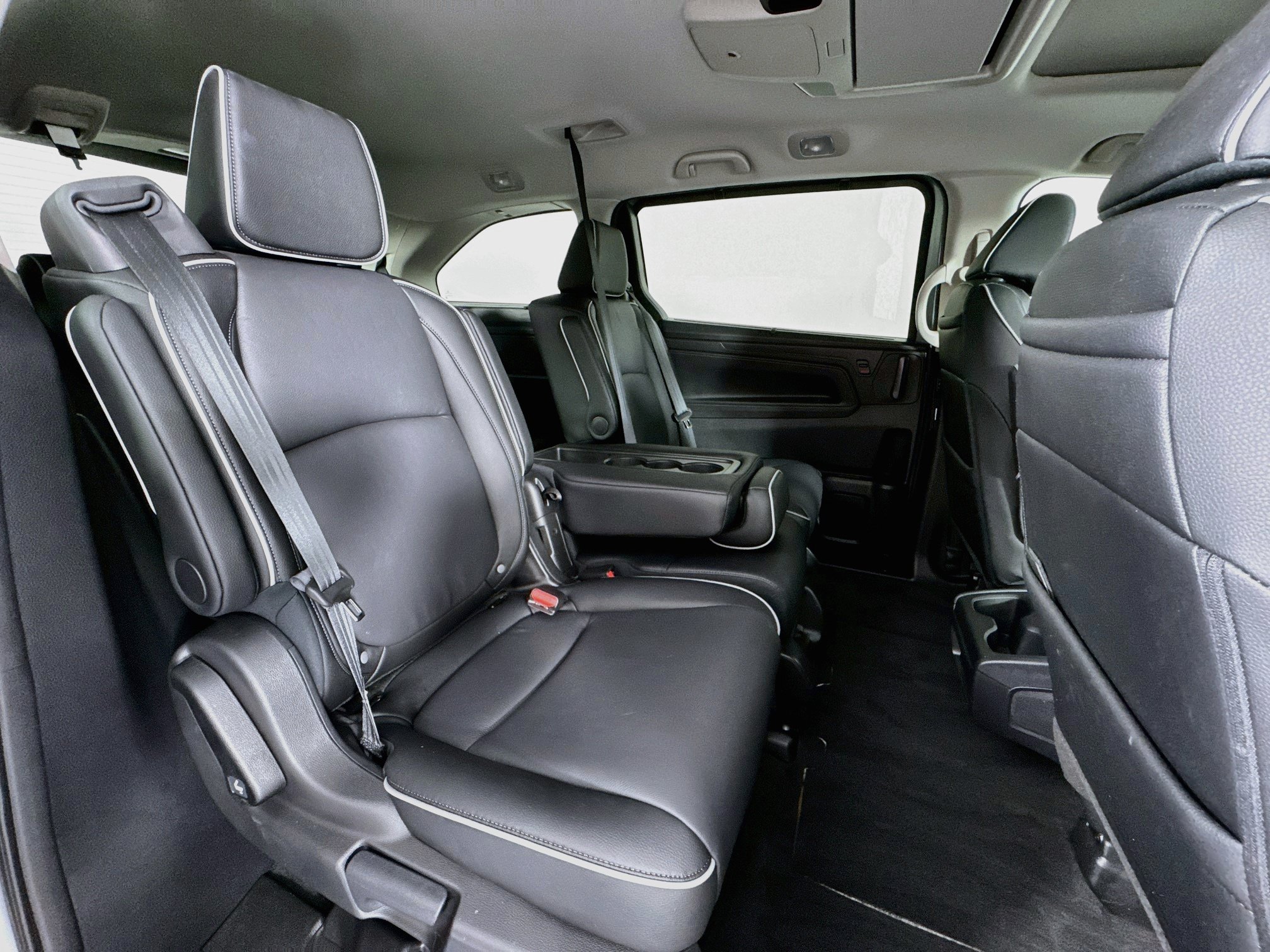 Certified 2025 Honda Odyssey Touring image 30