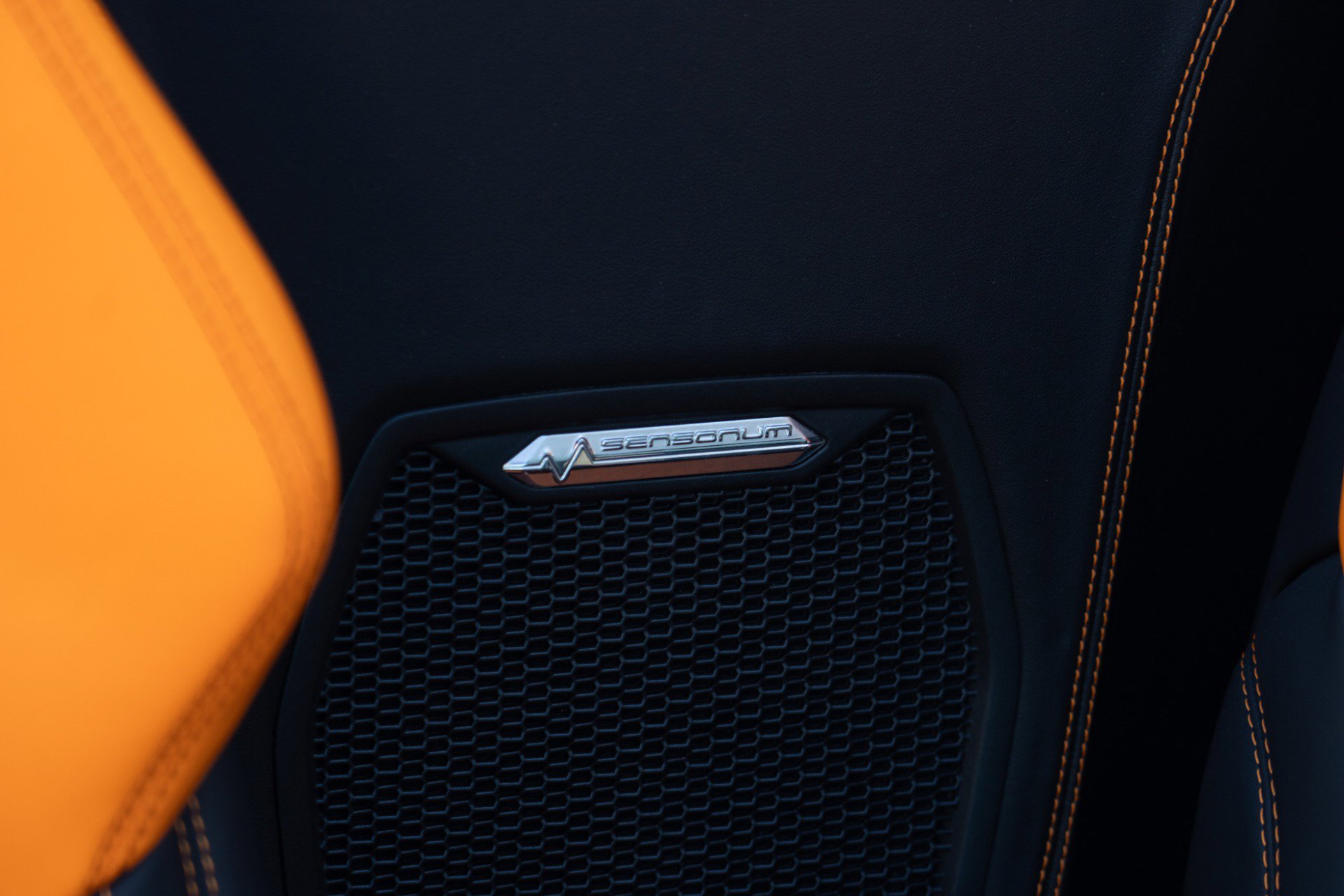 Used 2024 Lamborghini Huracan EVO image 35
