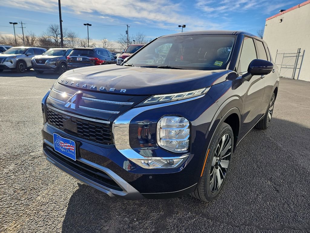 New 2026 Mitsubishi Outlander SE image 4