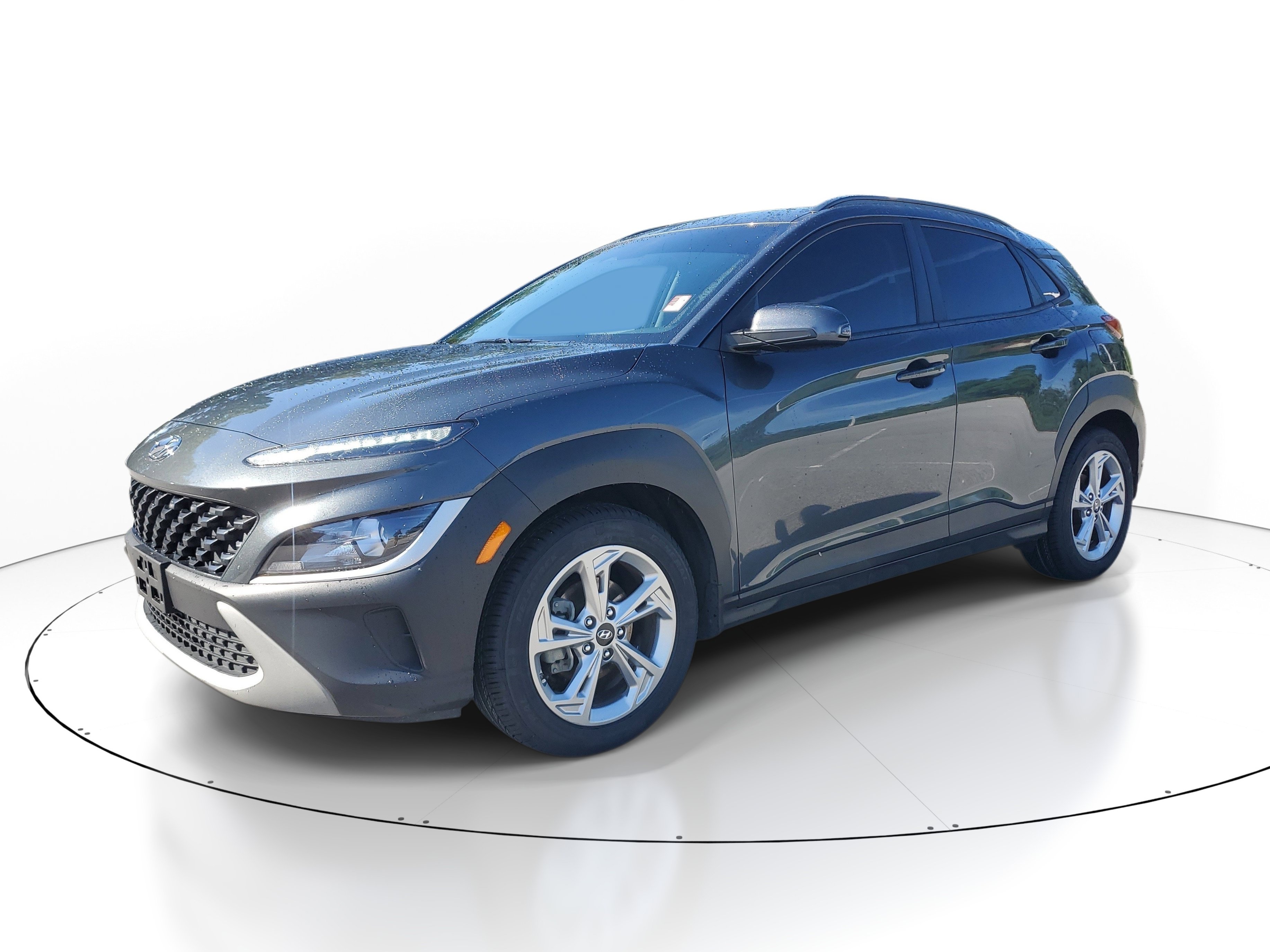 Used 2022 Hyundai Kona SEL FWD image 3