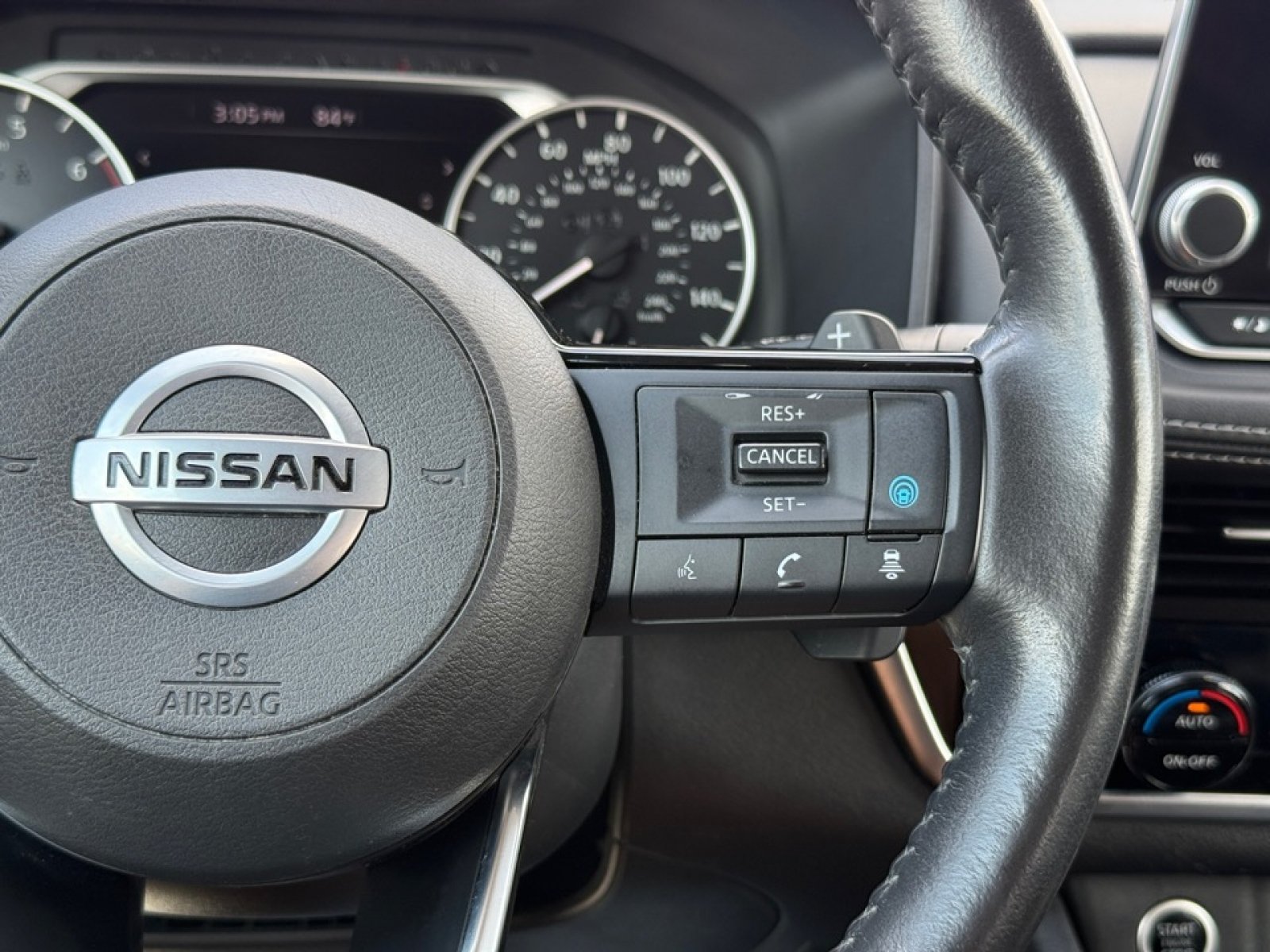 Used 2021 Nissan Rogue SV FWD image 21