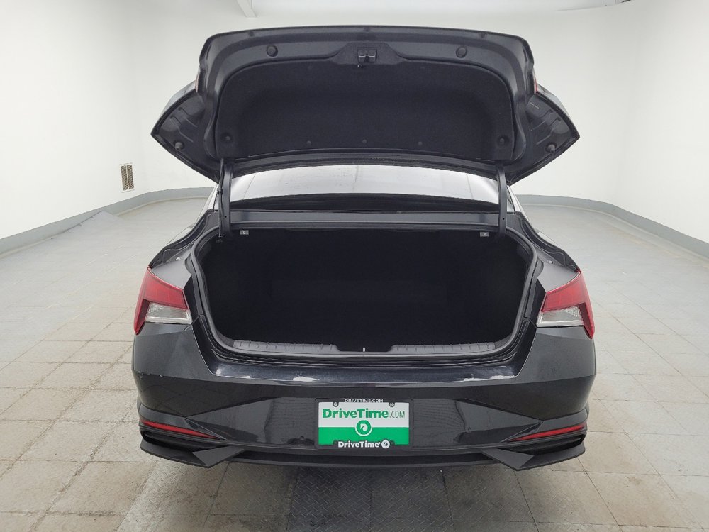 Used 2021 Hyundai Elantra SEL image 29