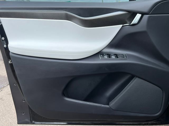 Used 2018 Tesla Model X P100D image 16