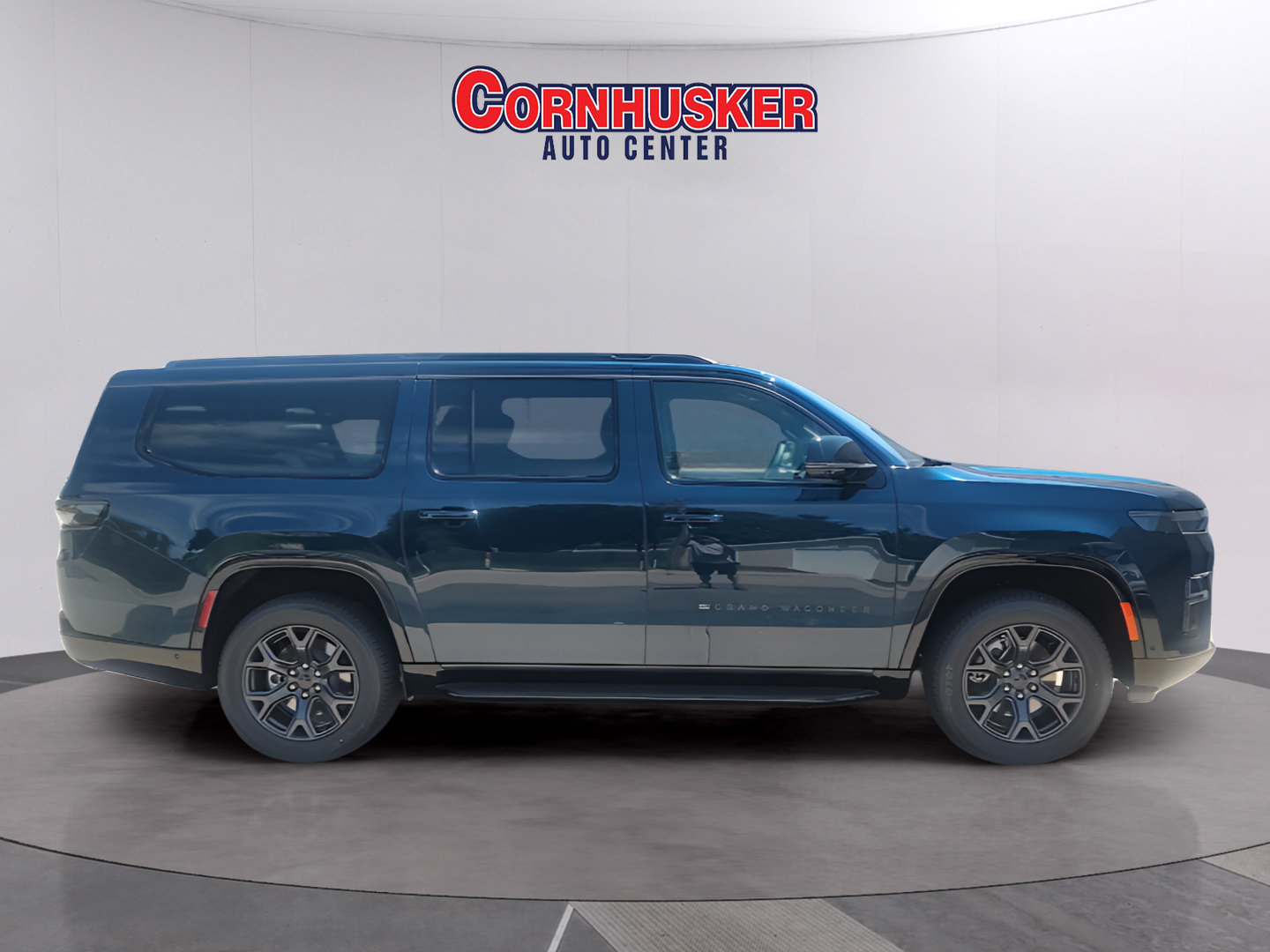 New 2026 Jeep Grand Wagoneer L Limited w/ Convenience Group I AWD/4WD image 8