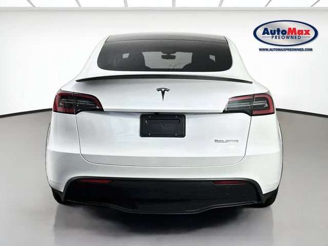 Used 2023 Tesla Model Y Performance AWD/4WD image 8