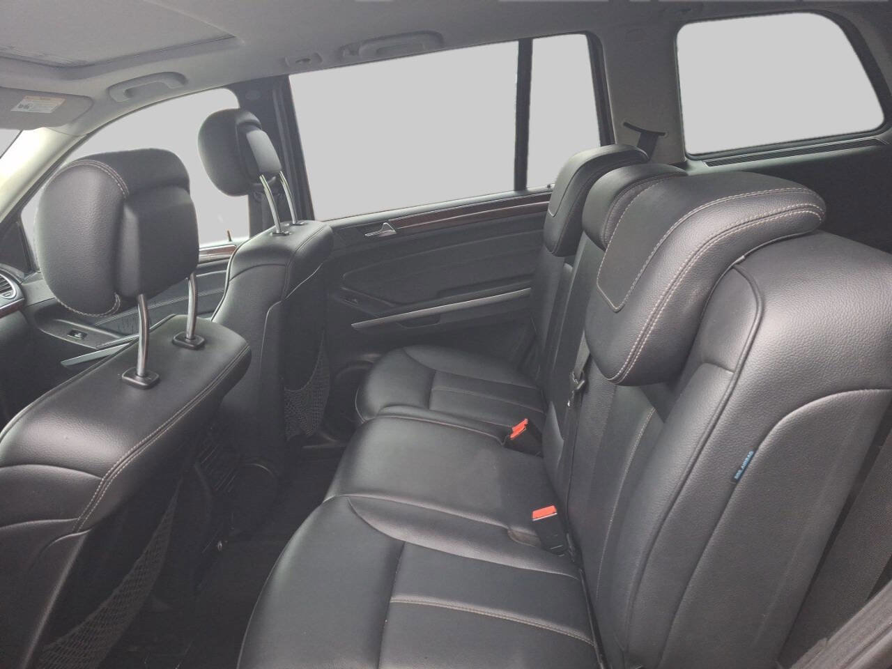 Used 2012 Mercedes-Benz GL 450 4MATIC w/ Premium 1 Pkg image 18