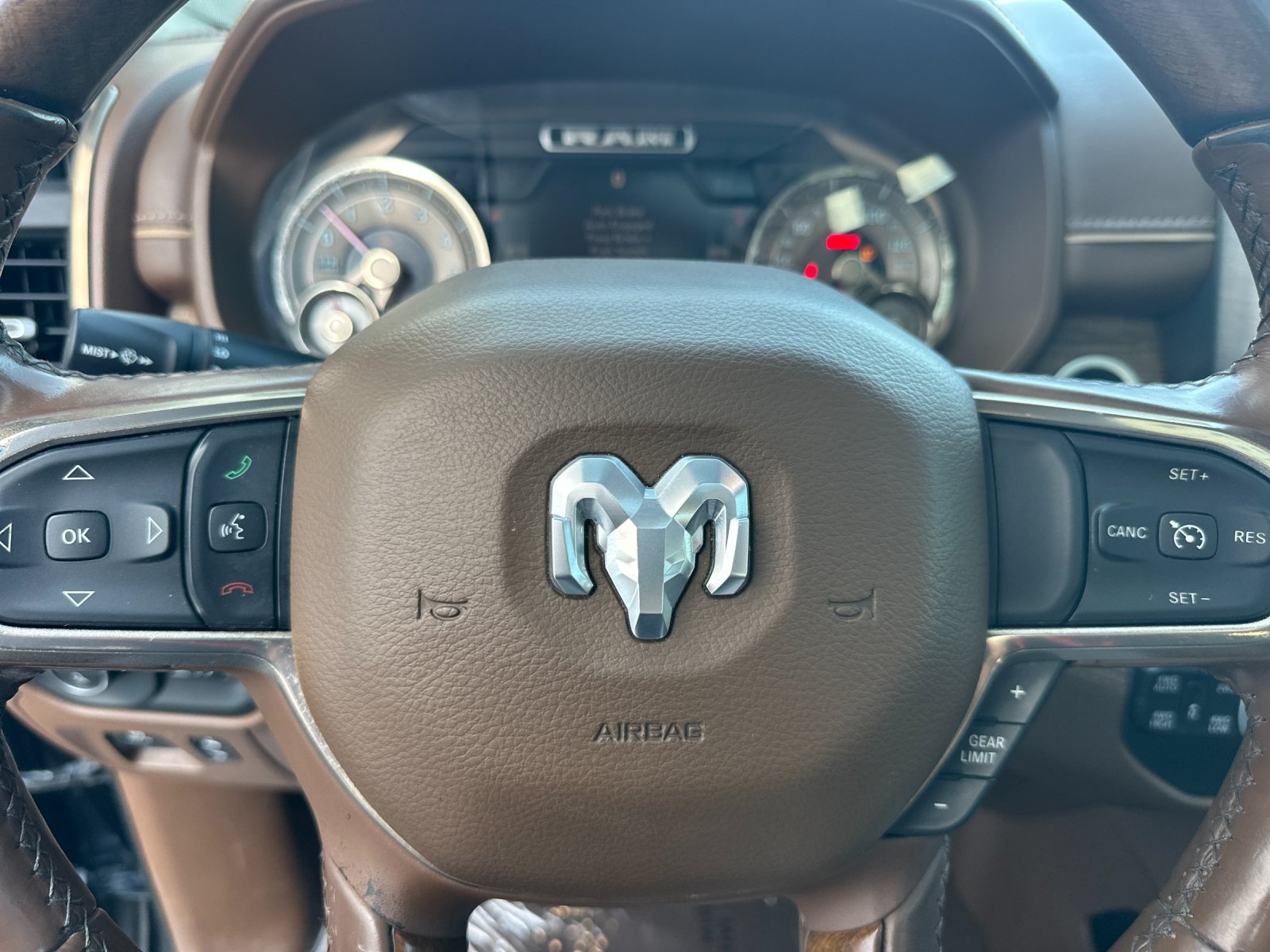 Used 2019 RAM 1500 Limited AWD/4WD image 26