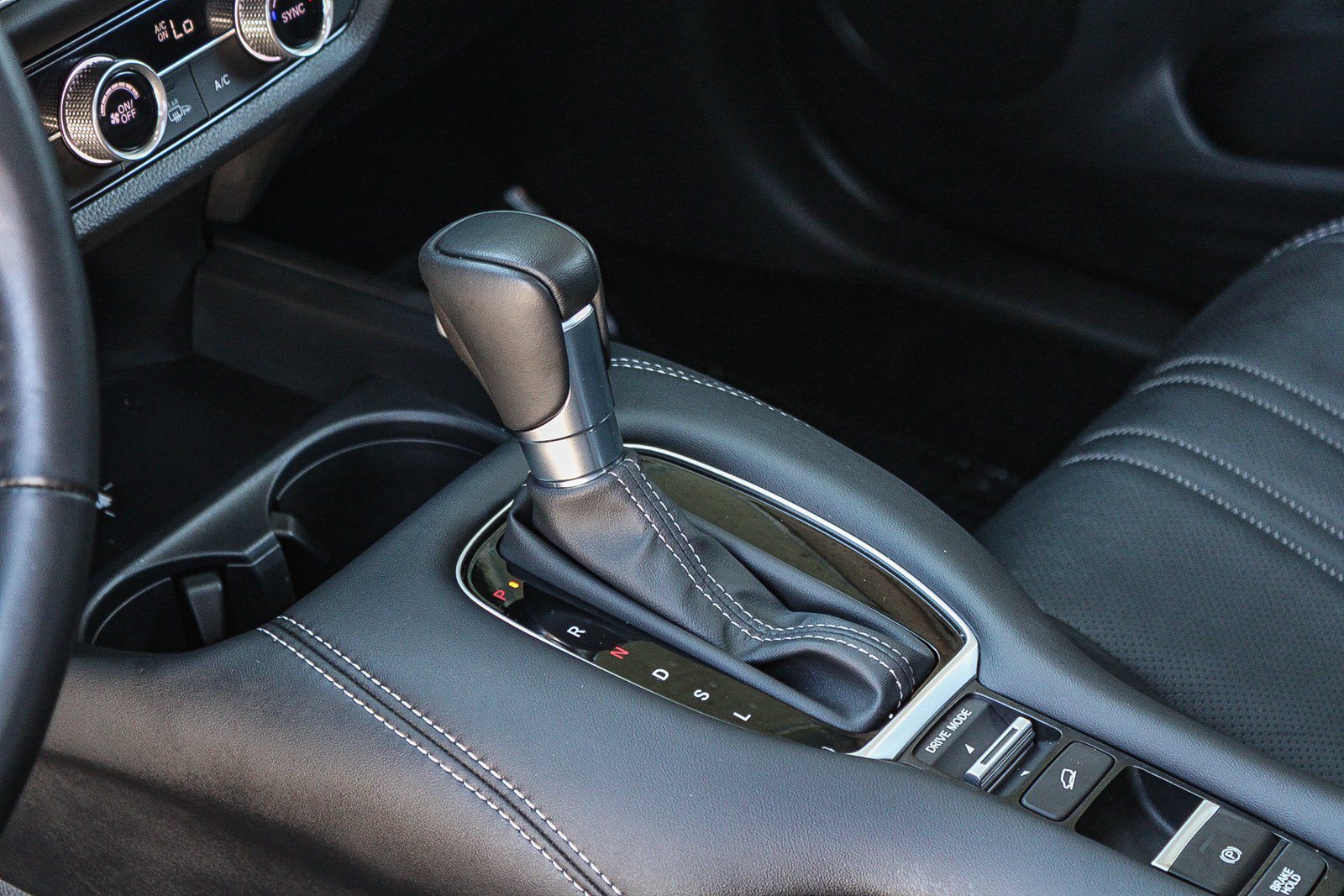 Certified 2026 Honda HR-V EX-L image 21