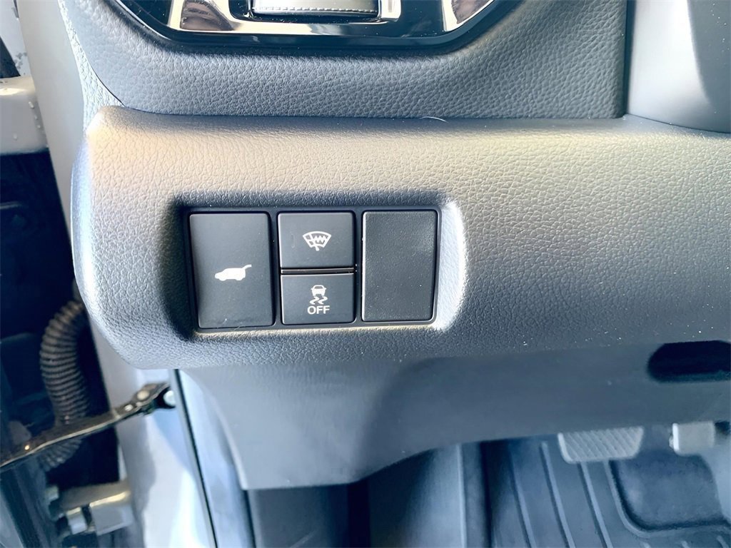 Used 2025 Honda Pilot TrailSport image 32