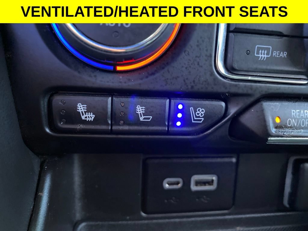Used 2022 Chevrolet Suburban High Country AWD/4WD image 19