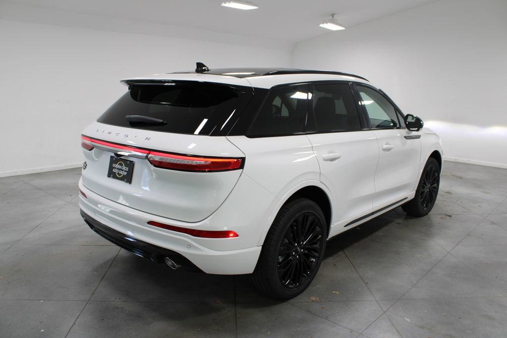 New 2026 Lincoln Corsair Reserve image 8