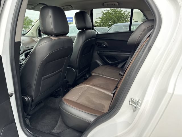 Used 2016 Chevrolet Trax LT w/ LT Convenience Package FWD image 19