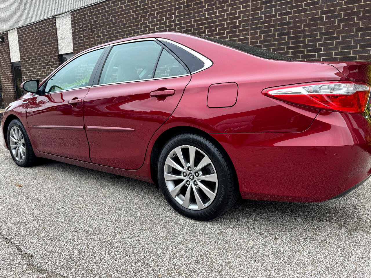 Used 2016 Toyota Camry XLE image 30