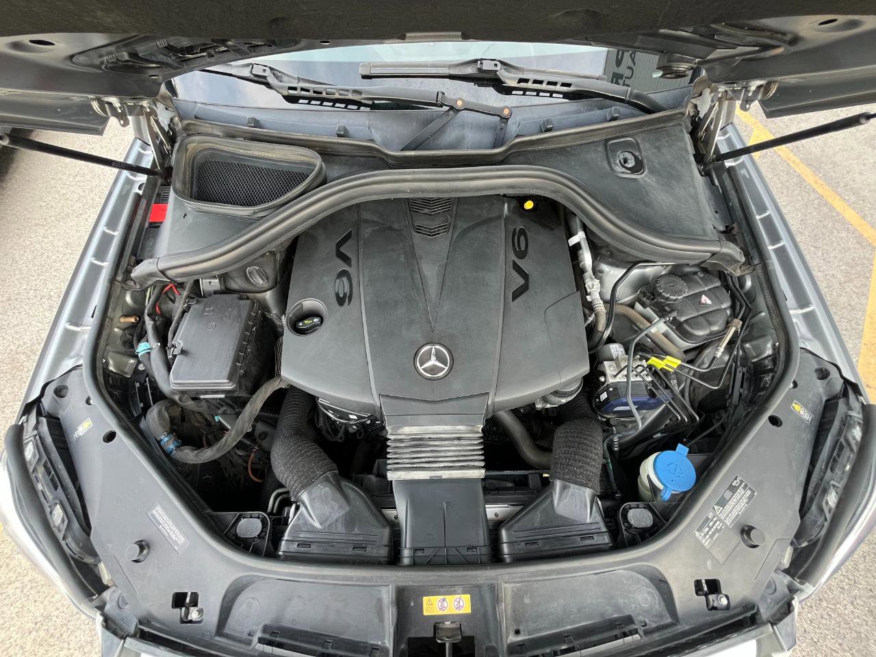 Used 2015 Mercedes-Benz GL 320 GL350 BlueTEC w/ Premium I Package image 51