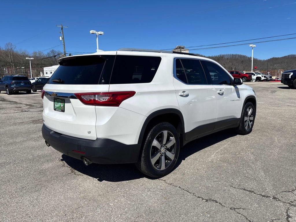 Used 2018 Chevrolet Traverse LT image 5