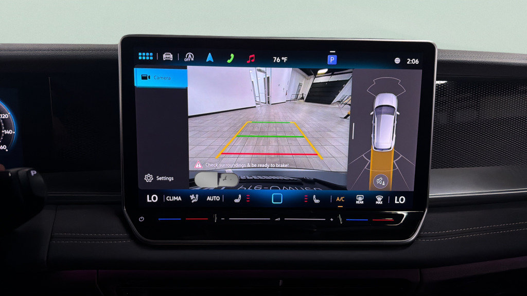 Certified 2025 Volkswagen Tiguan SE AWD/4WD image 25