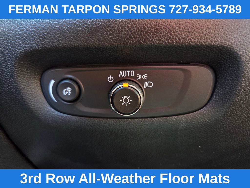 Used 2023 Chevrolet Traverse RS FWD image 27
