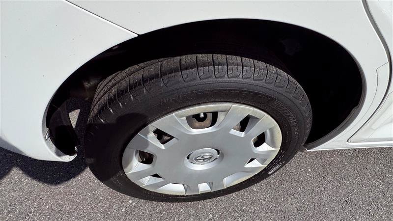Used 2008 Scion xB FWD image 26