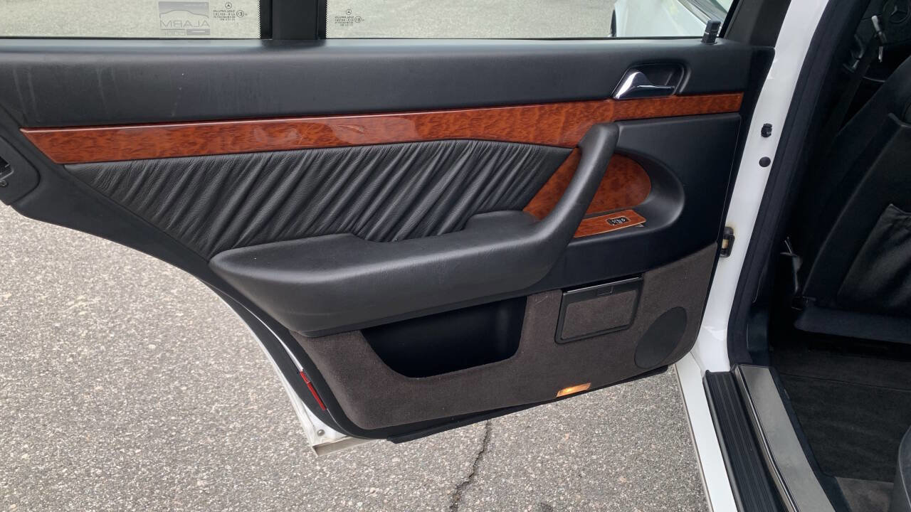 Used 1999 Mercedes-Benz S 320 image 26