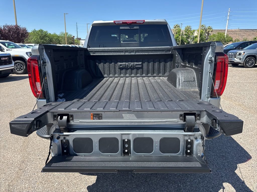 New 2026 GMC Sierra 1500 AT4 w/ AT4 Premium Package AWD/4WD image 30