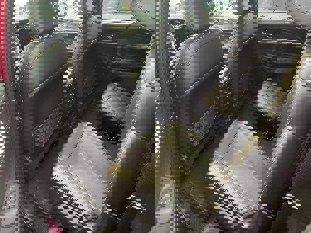 New 2025 Jeep Grand Cherokee L Limited w/ Luxury Tech Group II image 19