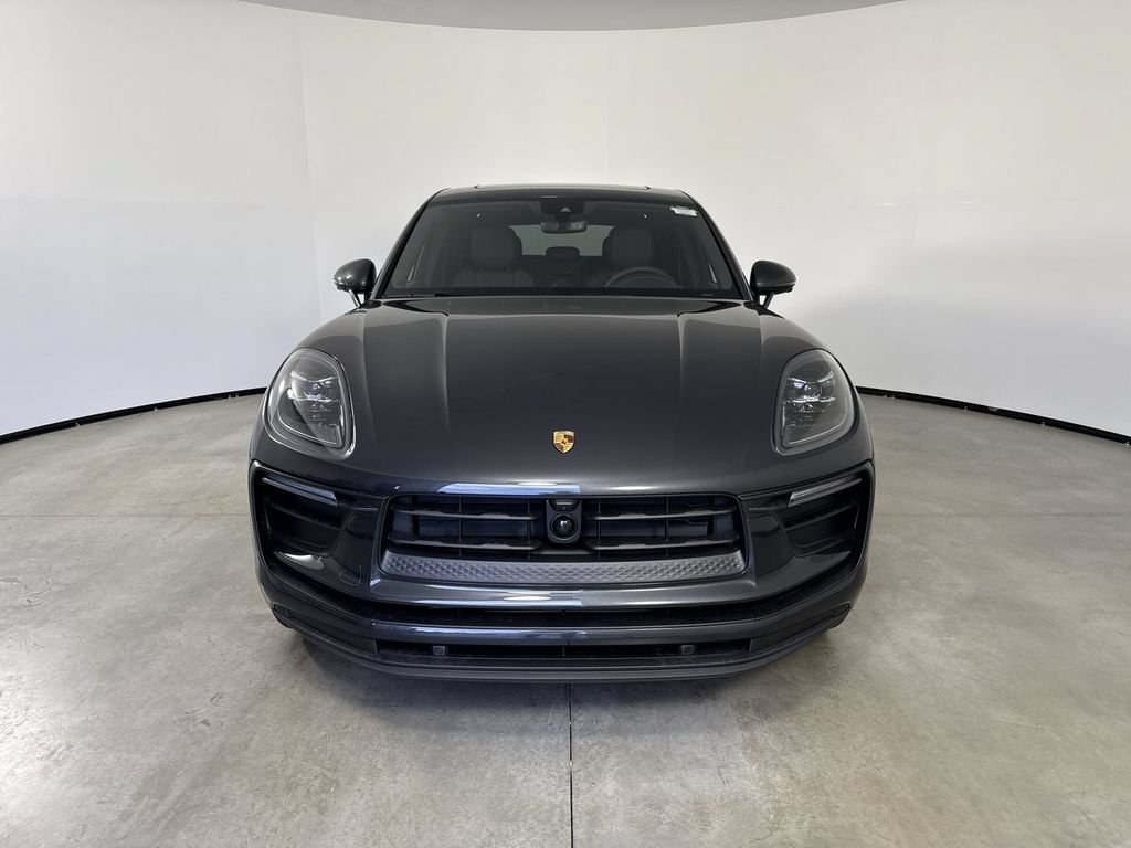 New 2026 Porsche Macan AWD/4WD image 10