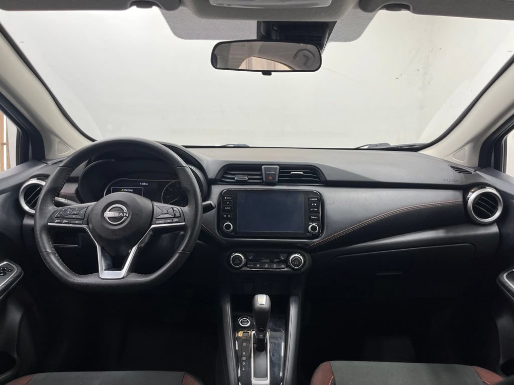 Used 2024 Nissan Versa SR FWD image 13