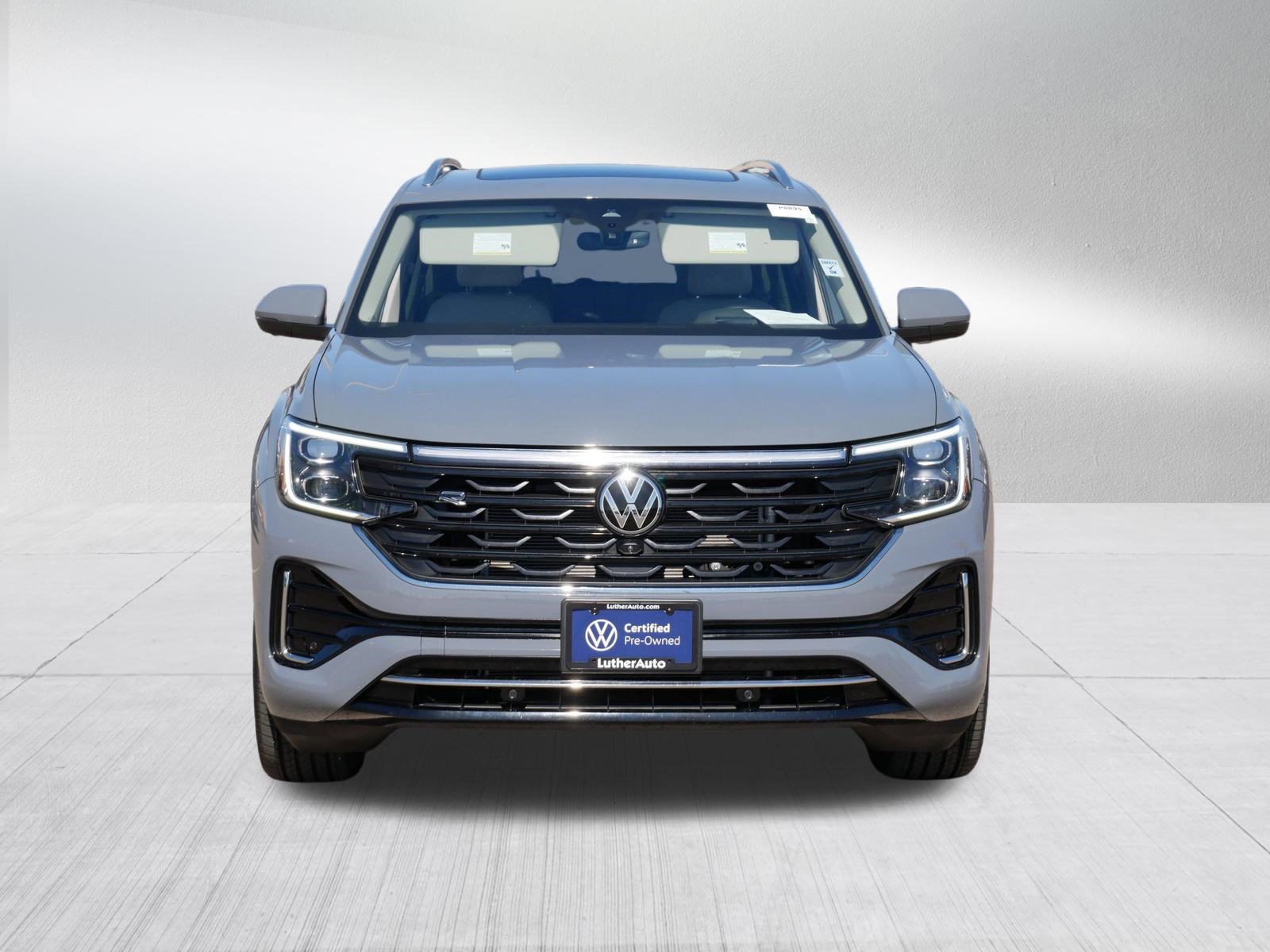 Used 2025 Volkswagen Atlas SEL Premium R-Line AWD/4WD image 2