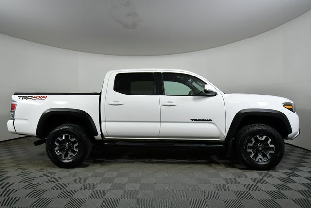Used 2023 Toyota Tacoma TRD Off-Road image 15