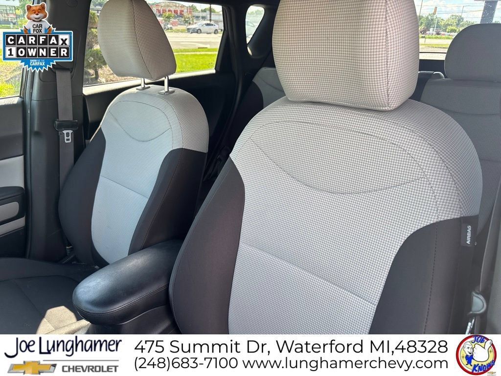 Used 2016 Kia Soul FWD image 13