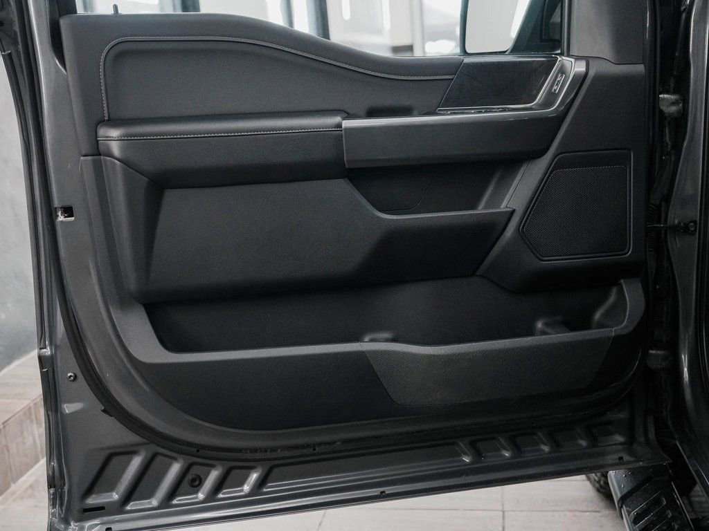 Used 2022 Ford F150 XLT w/ Equipment Group 302A High image 11