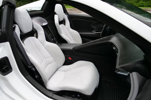 Used 2023 Chevrolet Corvette Stingray Premium Conv w/ Z51 Performance Package image 43