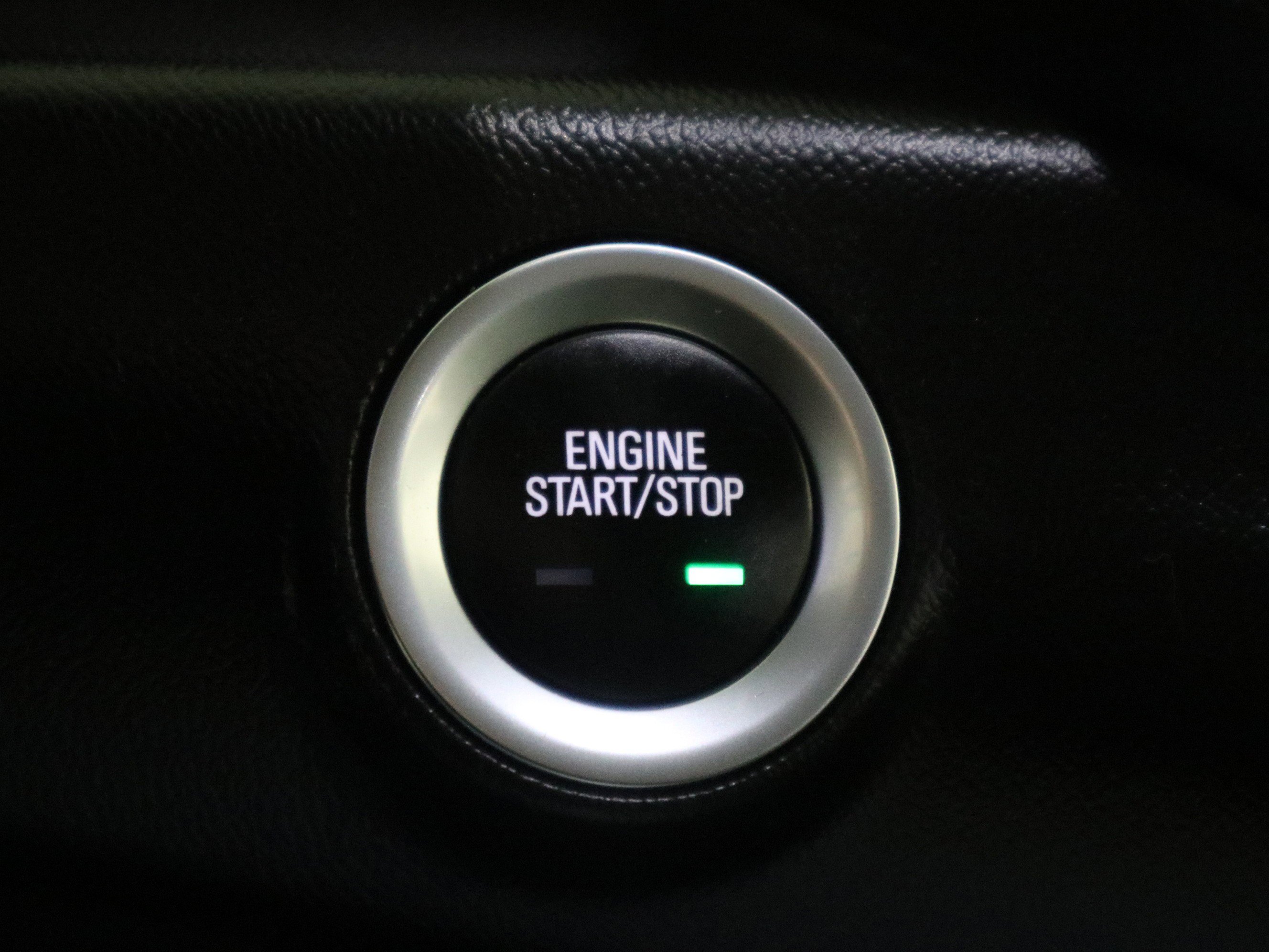 Used 2022 GMC Terrain SLE image 33