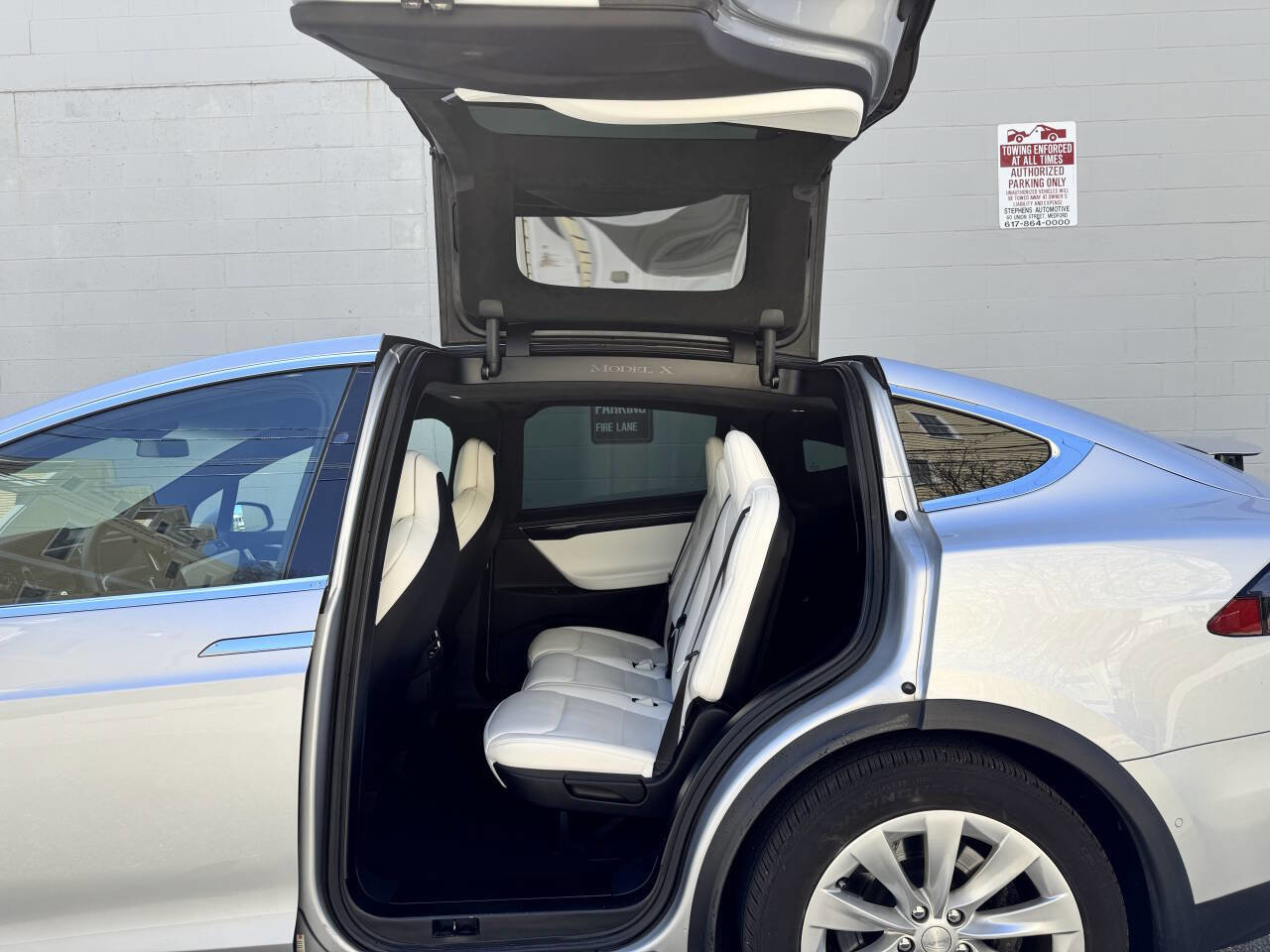 Used 2017 Tesla Model X 100D AWD/4WD image 27
