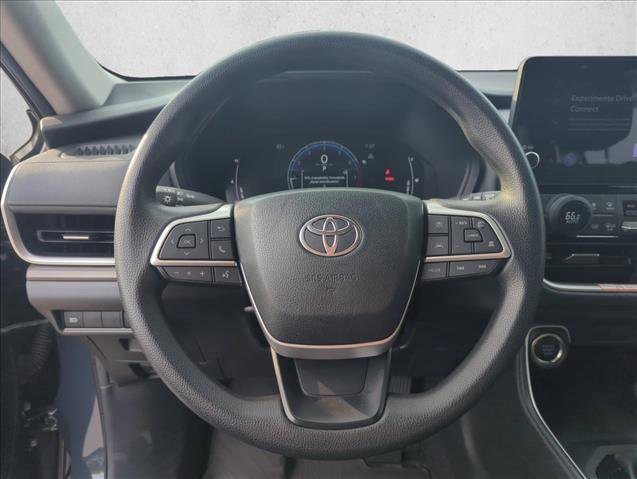 Certified 2025 Toyota Grand Highlander FWD image 12