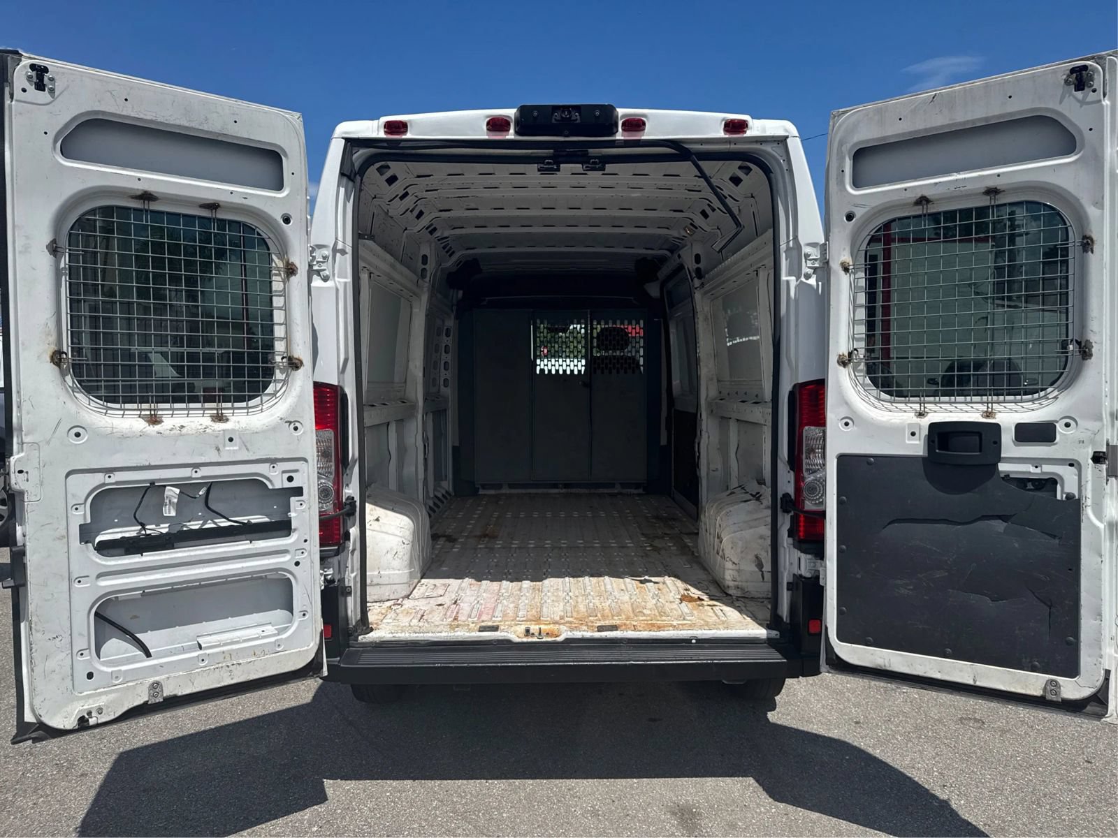 Used 2016 RAM ProMaster 2500 FWD image 13
