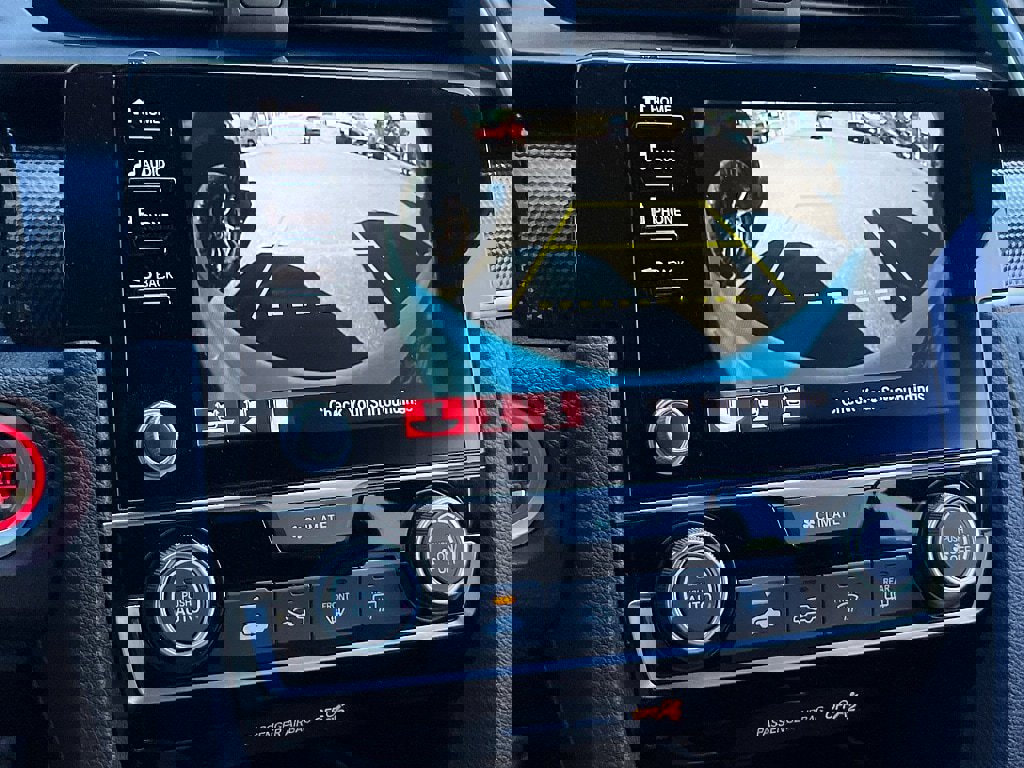 Used 2020 Honda Civic Sport image 11