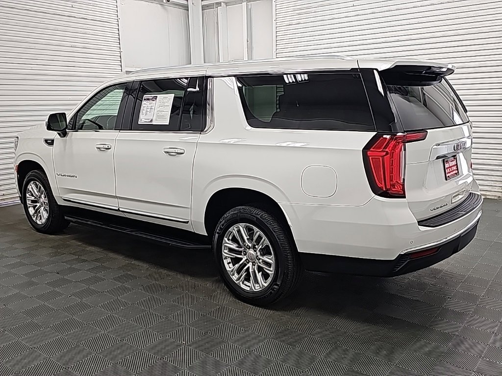 Used 2021 GMC Yukon XL SLT w/ SLT Premium Package image 5