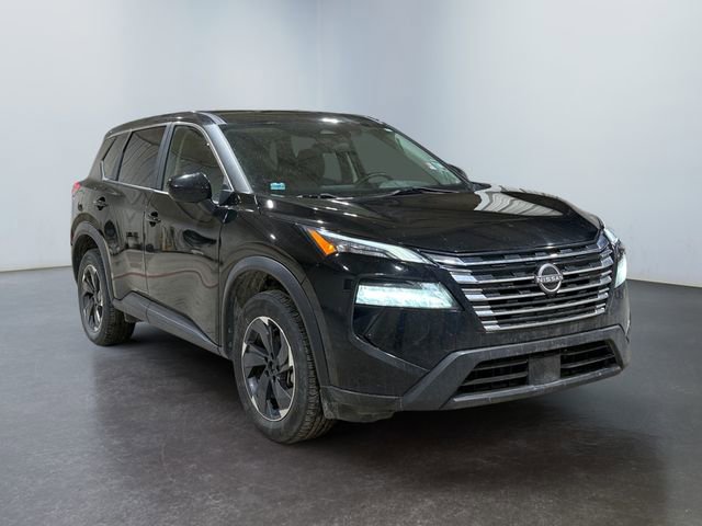 Used 2024 Nissan Rogue SV image 7