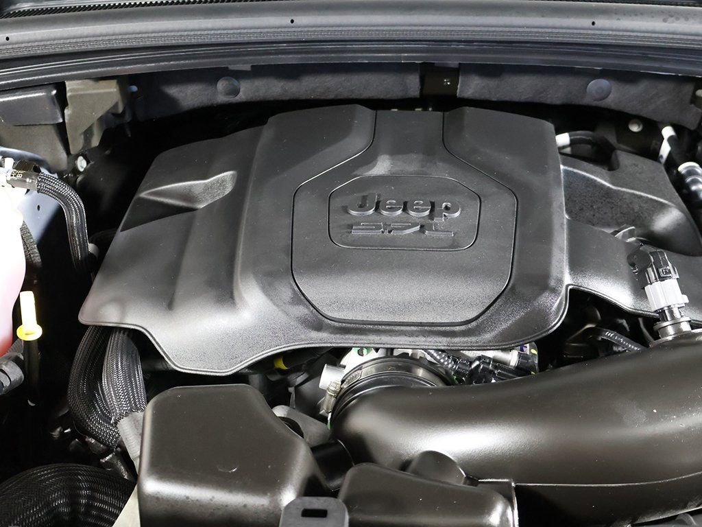 Used 2024 Jeep Grand Cherokee L Summit w/ Advanced Protech Group IV image 23