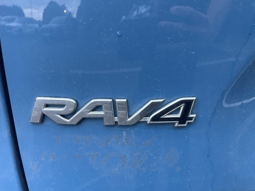 Used 2023 Toyota RAV4 XSE AWD/4WD image 34