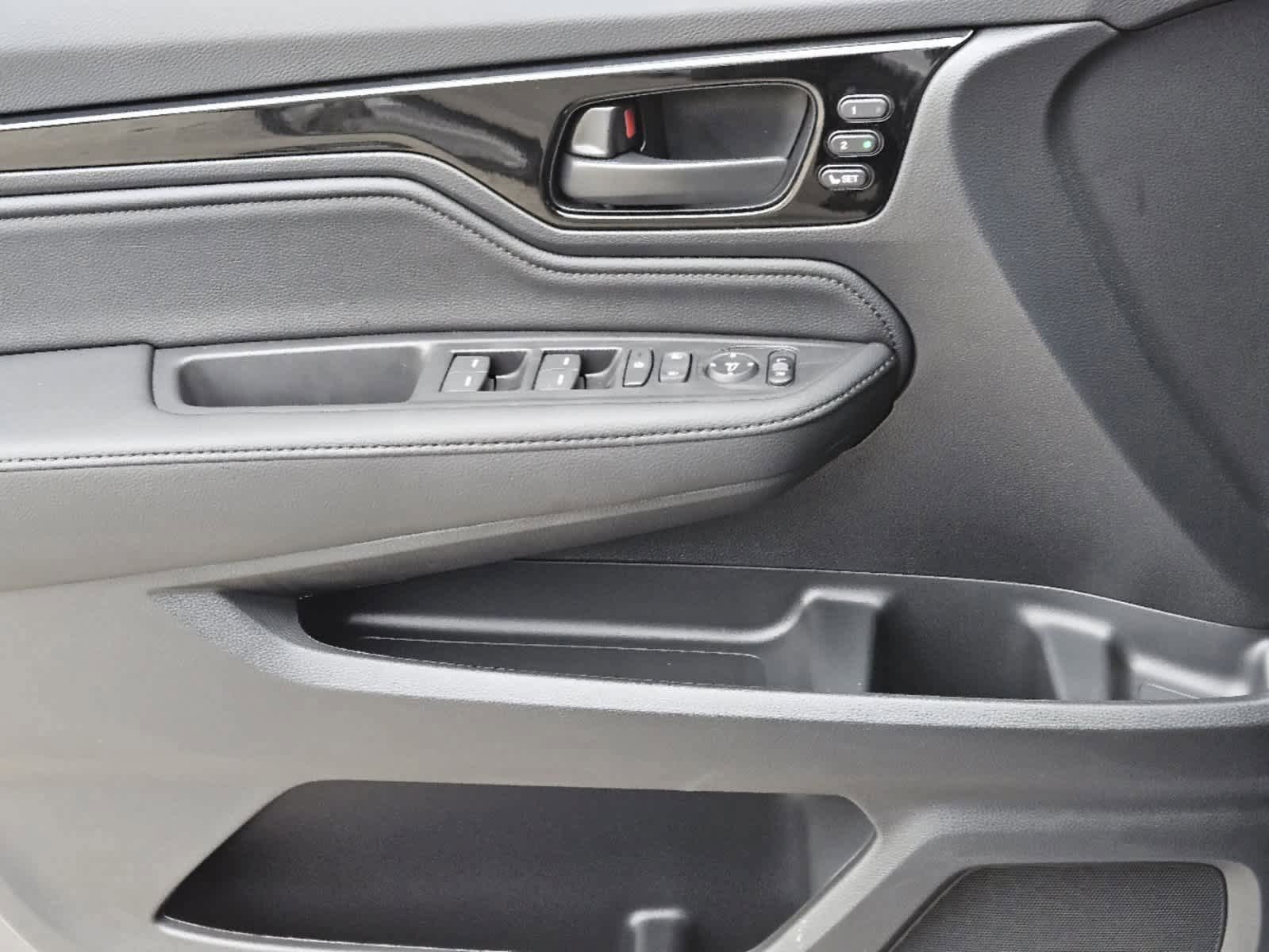 New 2026 Honda Odyssey Touring image 18
