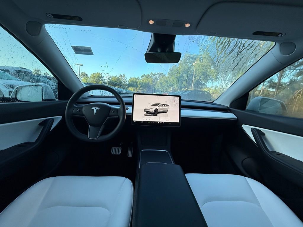 Used 2022 Tesla Model Y Performance image 16