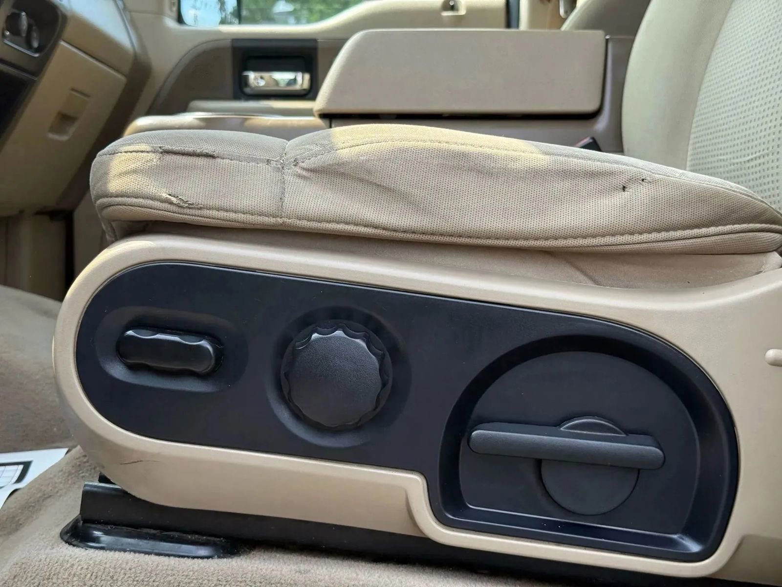 Used 2007 Ford F150 XLT image 17