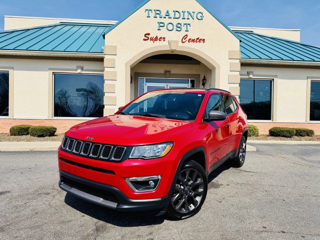 Used 2021 Jeep Compass Latitude w/ Sun and Sound Group image 24
