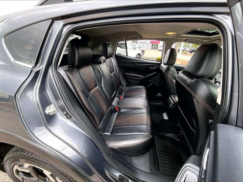 Used 2022 Subaru Crosstrek 2.5i Limited w/ Moonroof Package 2 AWD/4WD image 16