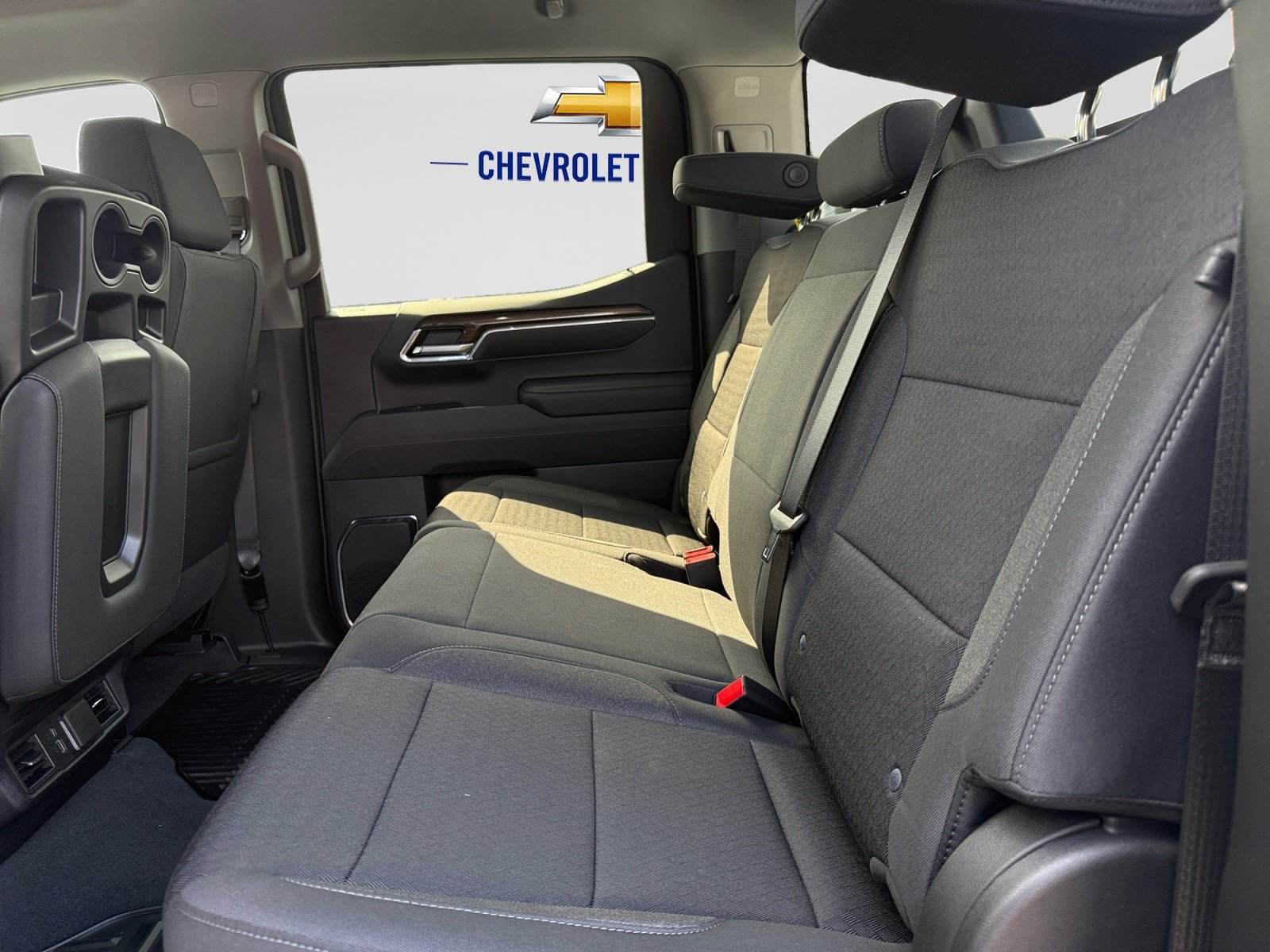 Used 2026 Chevrolet Silverado 1500 LT AWD/4WD image 19