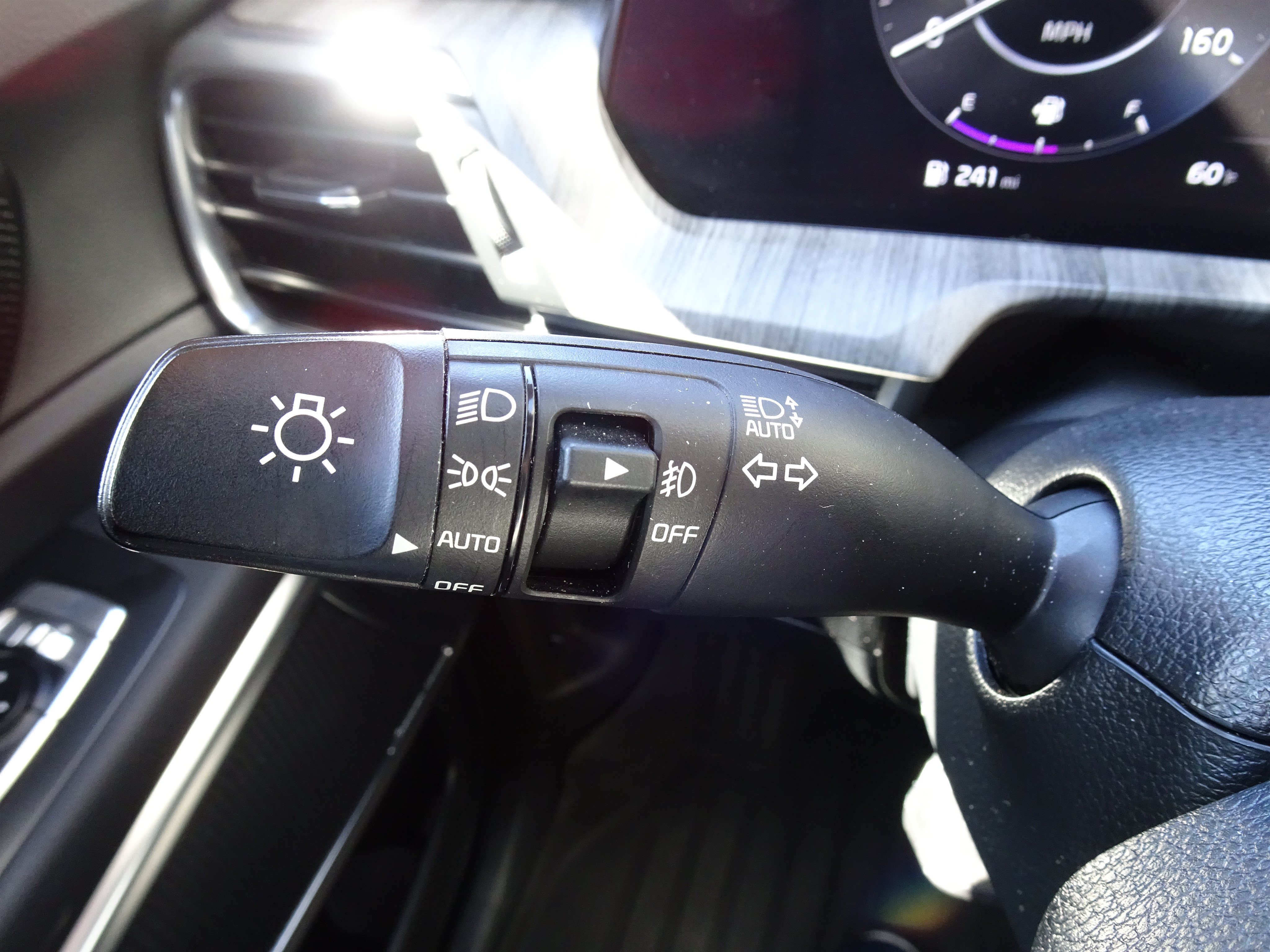Used 2023 Kia Telluride SX FWD image 27