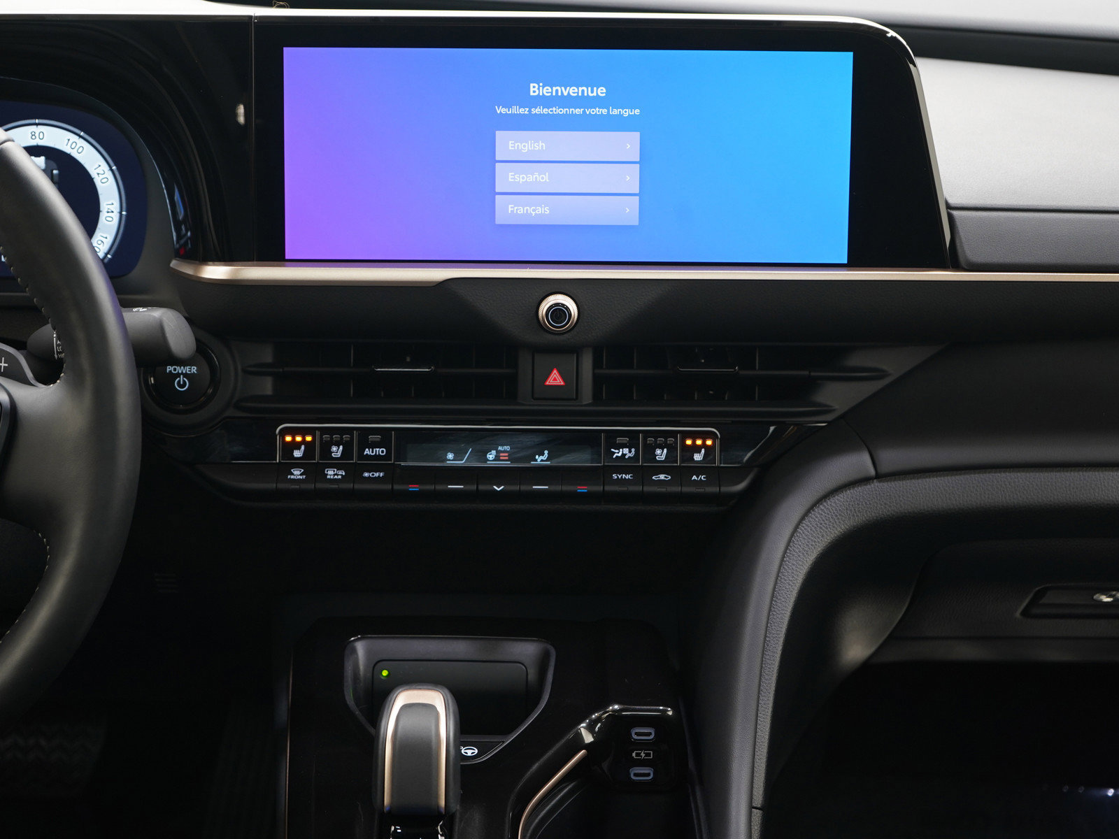 Used 2024 Toyota Crown Platinum AWD/4WD image 15